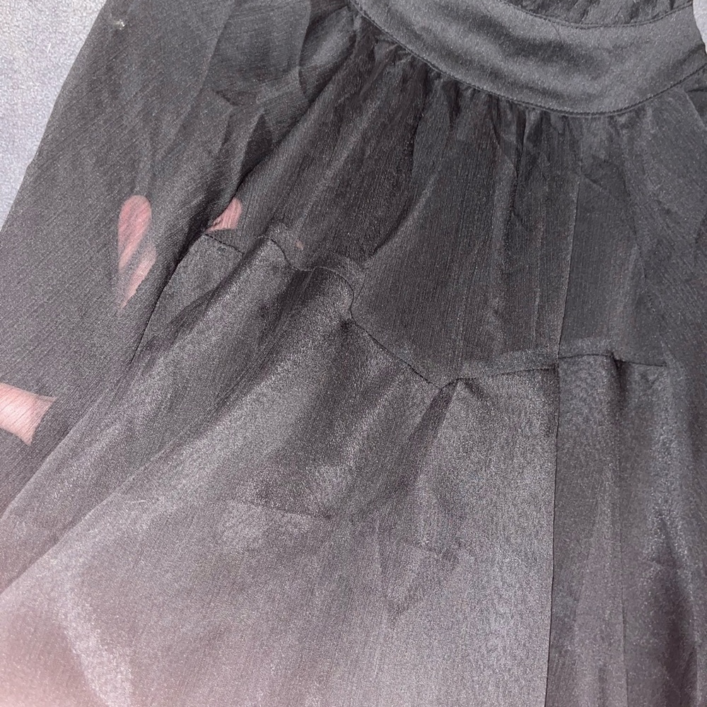👠 NWOT Black Long-Sleeve Tunic Top 👠 - Picture 2 of 4